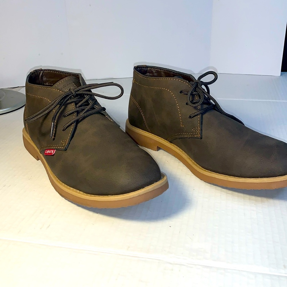 Levi’s ankle booties for men’s size 10